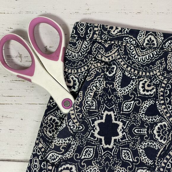 Hollister Skirt Womens Size 1 Navy Blue & White Mini Whimsical Print Pockets - Picture 7 of 11